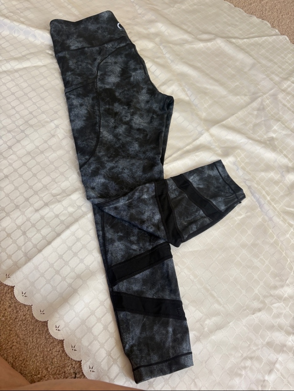 ZYIA Black & Gray Tie-Dye Leggings with Mesh Insets
